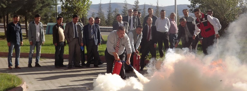 Fen Edebiyat Fakültesi Yangın Tatbikatı Gerçekleştirildi.